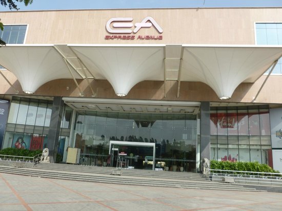 Express Avenue Mall